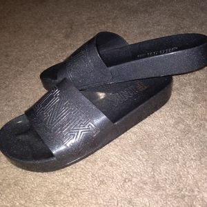 Victoria secret sandals